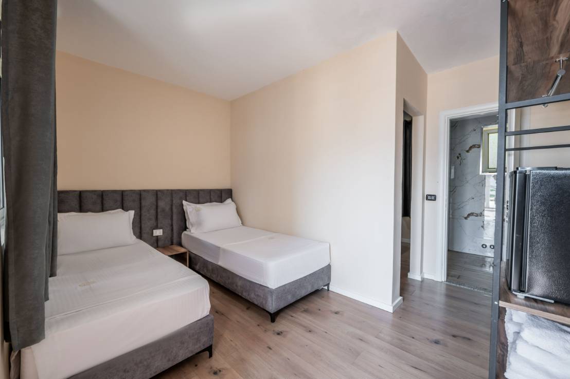 hotel mano pamje e hotelit